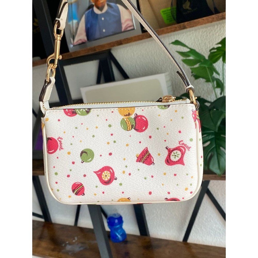 Lovely Mini Coach Designer Bag - Picture 7 of 9